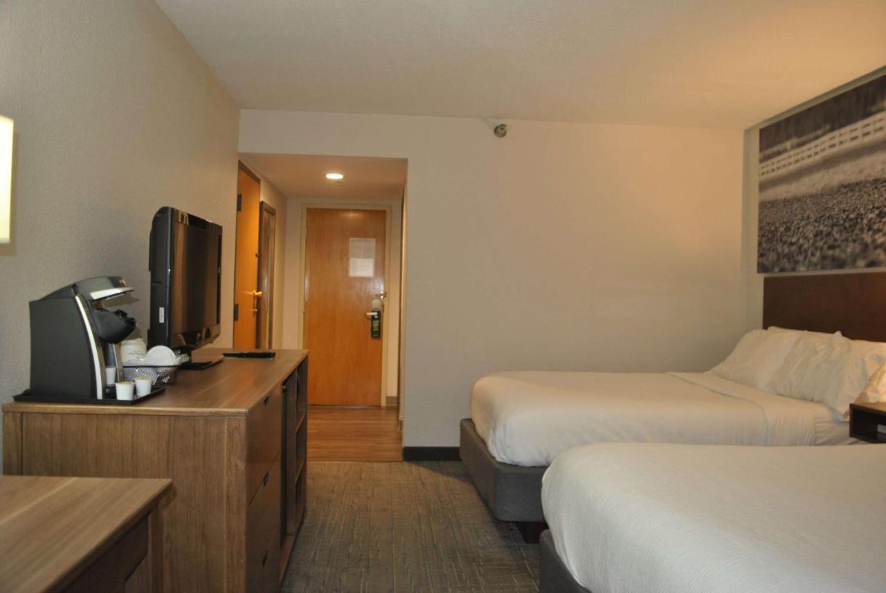 Clarion Pointe Hopkinsville Near The Bruce Convention Center Экстерьер фото