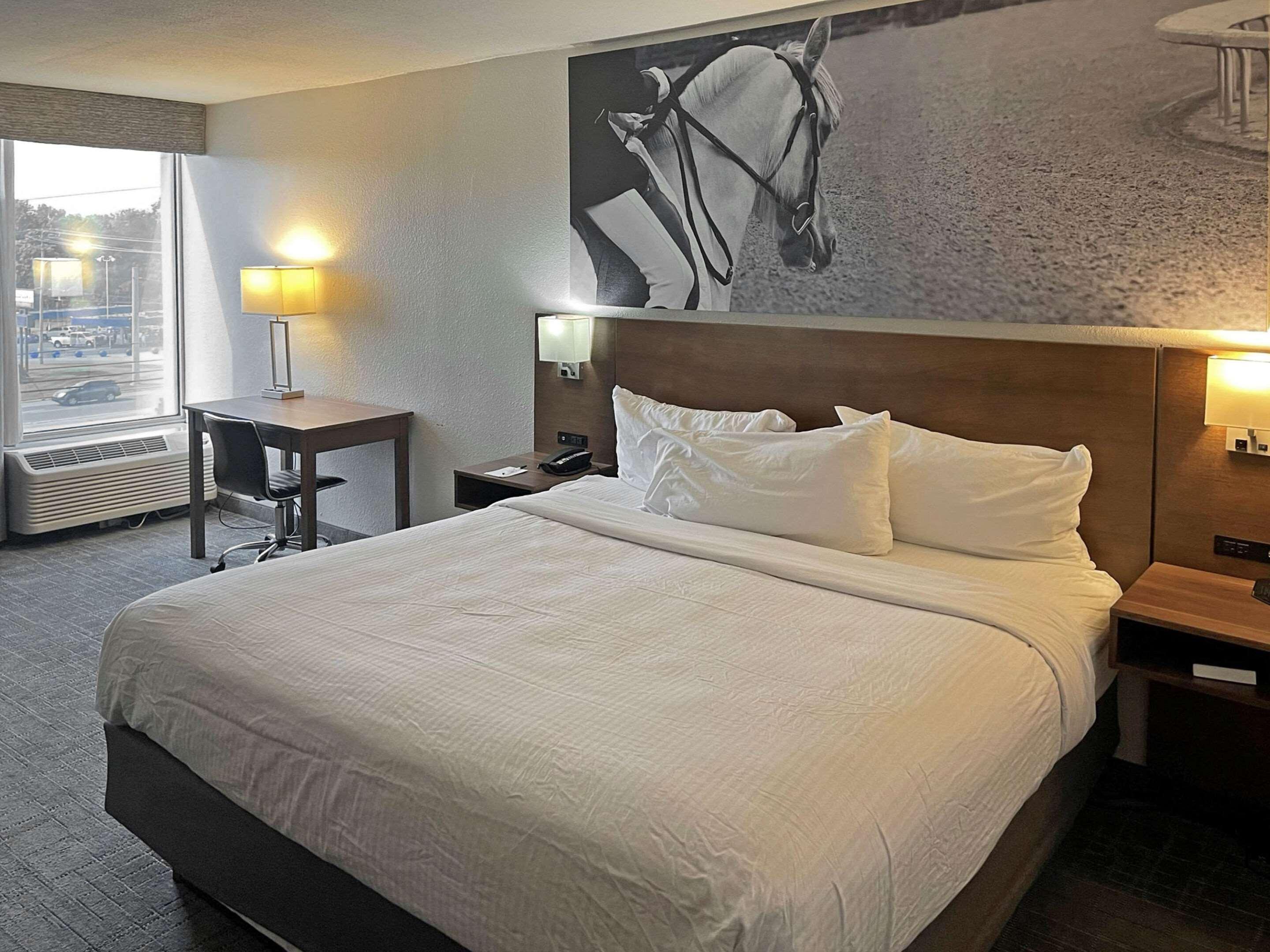 Clarion Pointe Hopkinsville Near The Bruce Convention Center Экстерьер фото