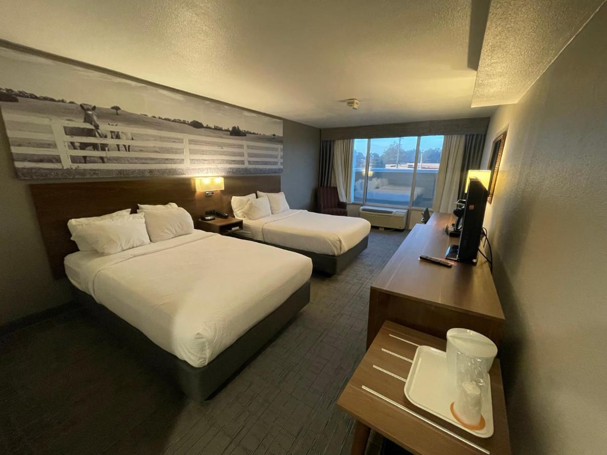 Clarion Pointe Hopkinsville Near The Bruce Convention Center Экстерьер фото