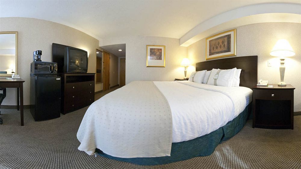 Clarion Pointe Hopkinsville Near The Bruce Convention Center Экстерьер фото