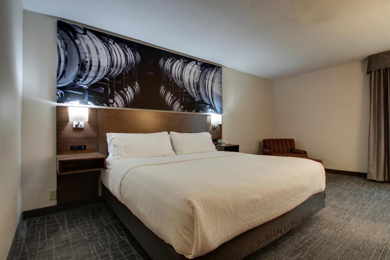 Clarion Pointe Hopkinsville Near The Bruce Convention Center Экстерьер фото