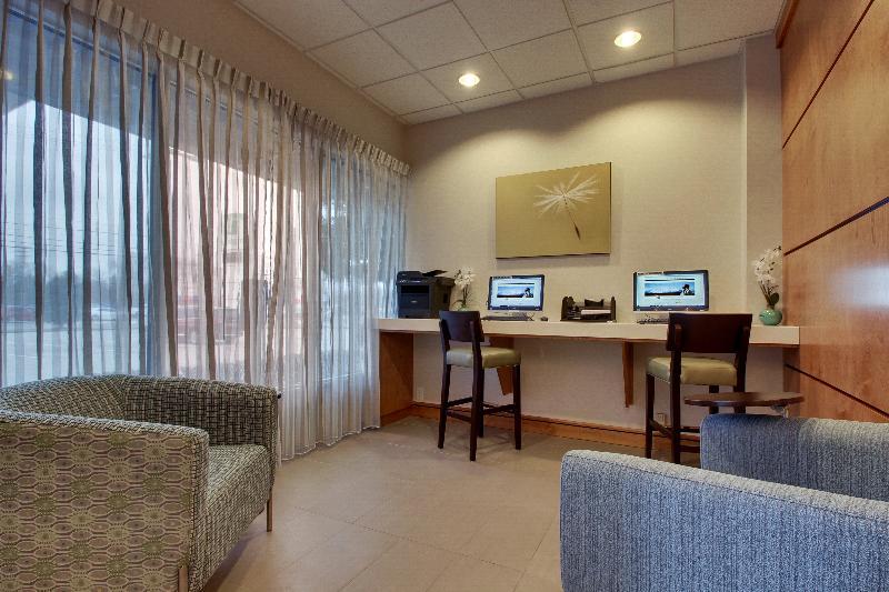 Clarion Pointe Hopkinsville Near The Bruce Convention Center Экстерьер фото