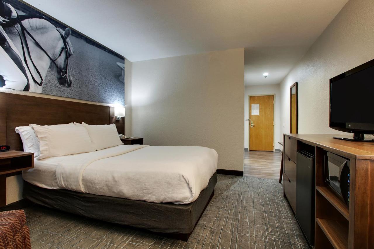 Clarion Pointe Hopkinsville Near The Bruce Convention Center Экстерьер фото